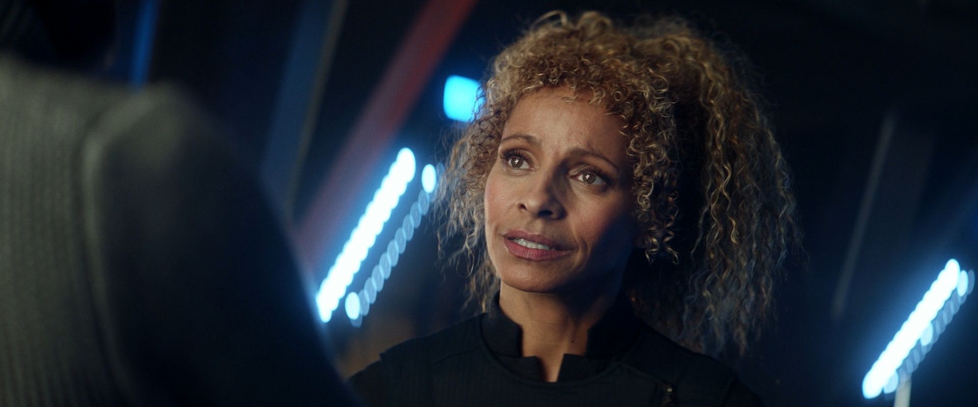 extant_StarTrek_PIC_1x08-BrokenPieces_02606.jpg