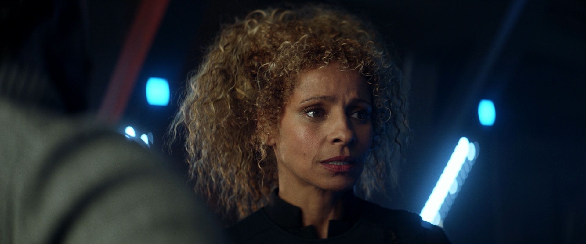extant_StarTrek_PIC_1x08-BrokenPieces_02632.jpg