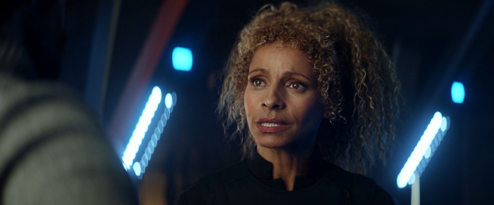 extant_StarTrek_PIC_1x08-BrokenPieces_02636.jpg