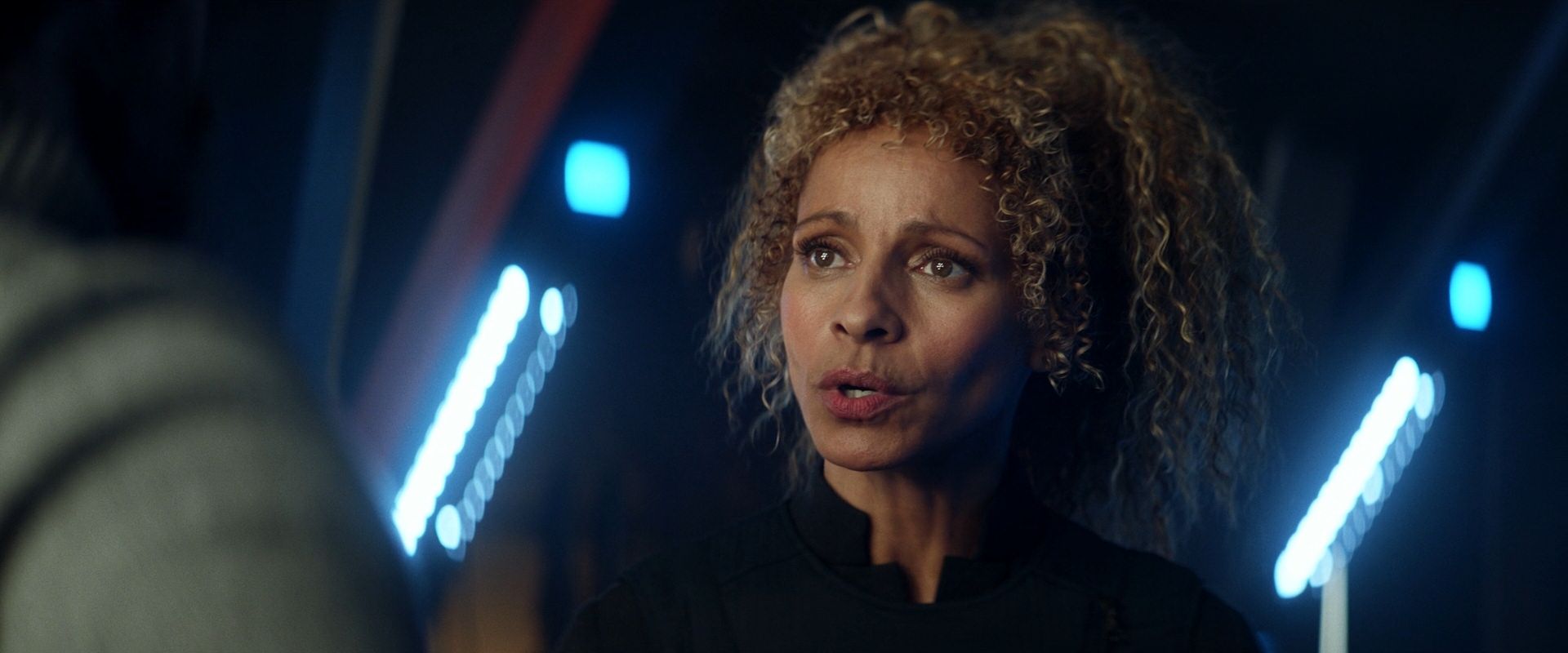 extant_StarTrek_PIC_1x08-BrokenPieces_02637.jpg