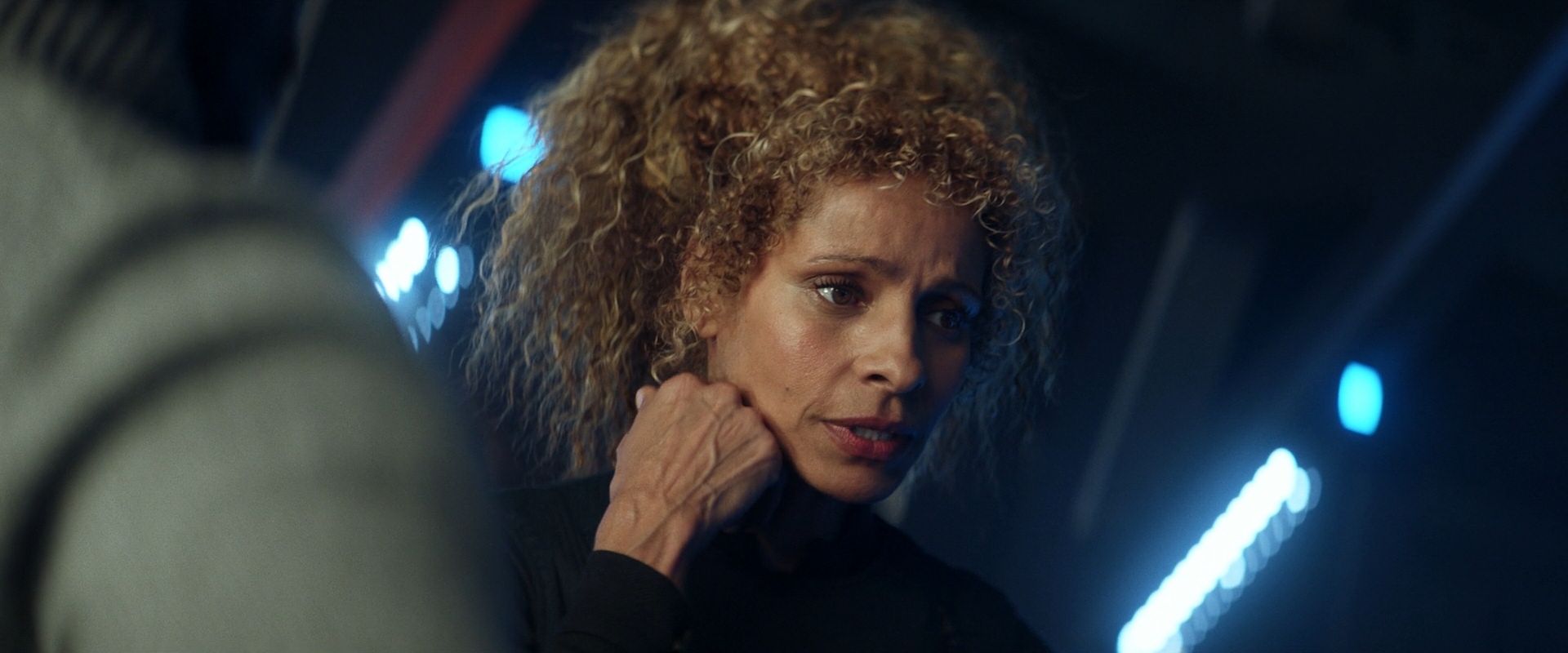 extant_StarTrek_PIC_1x08-BrokenPieces_02647.jpg