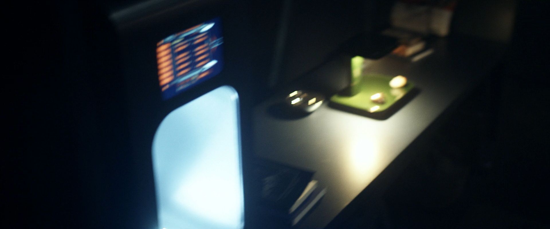 extant_StarTrek_PIC_1x08-BrokenPieces_02671.jpg