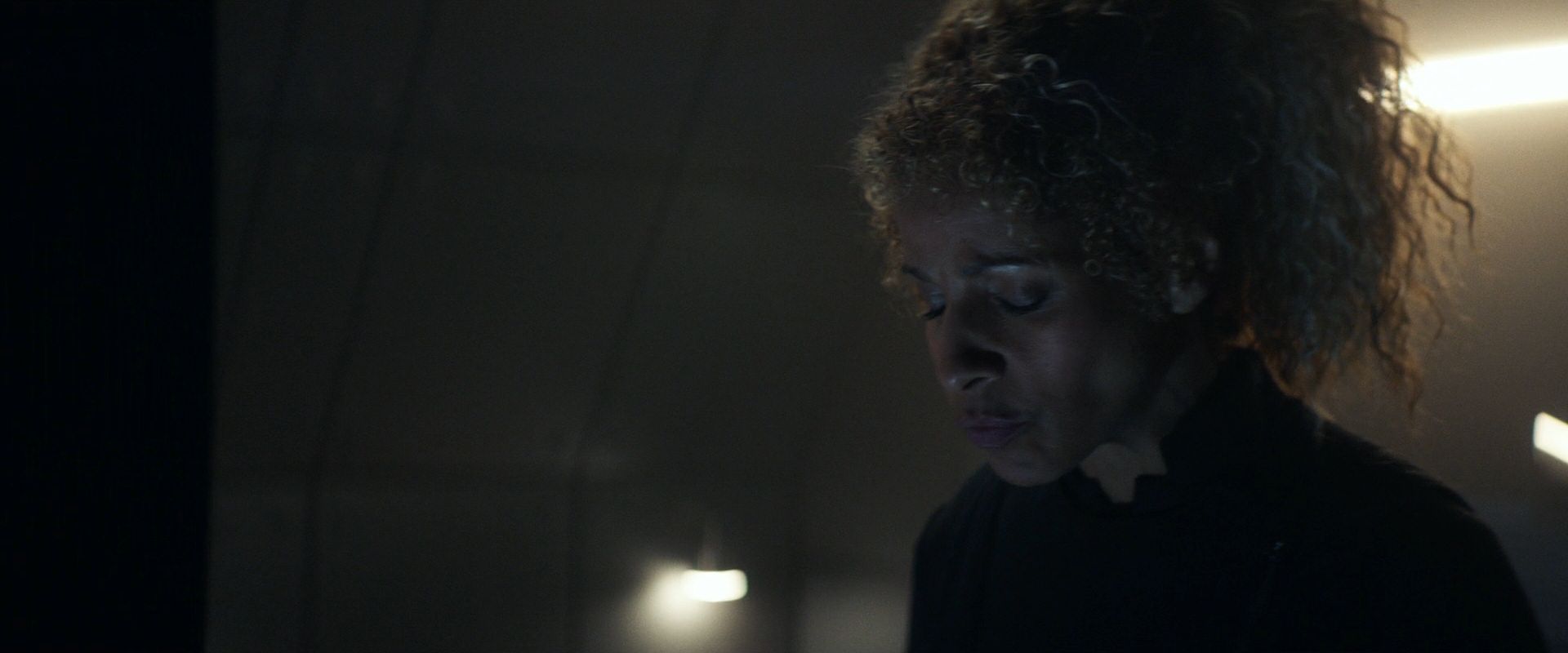 extant_StarTrek_PIC_1x08-BrokenPieces_02674.jpg