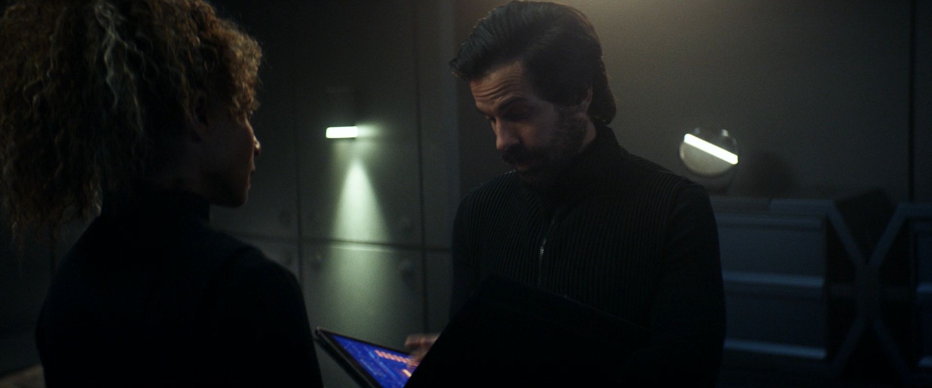 extant_StarTrek_PIC_1x08-BrokenPieces_02703.jpg