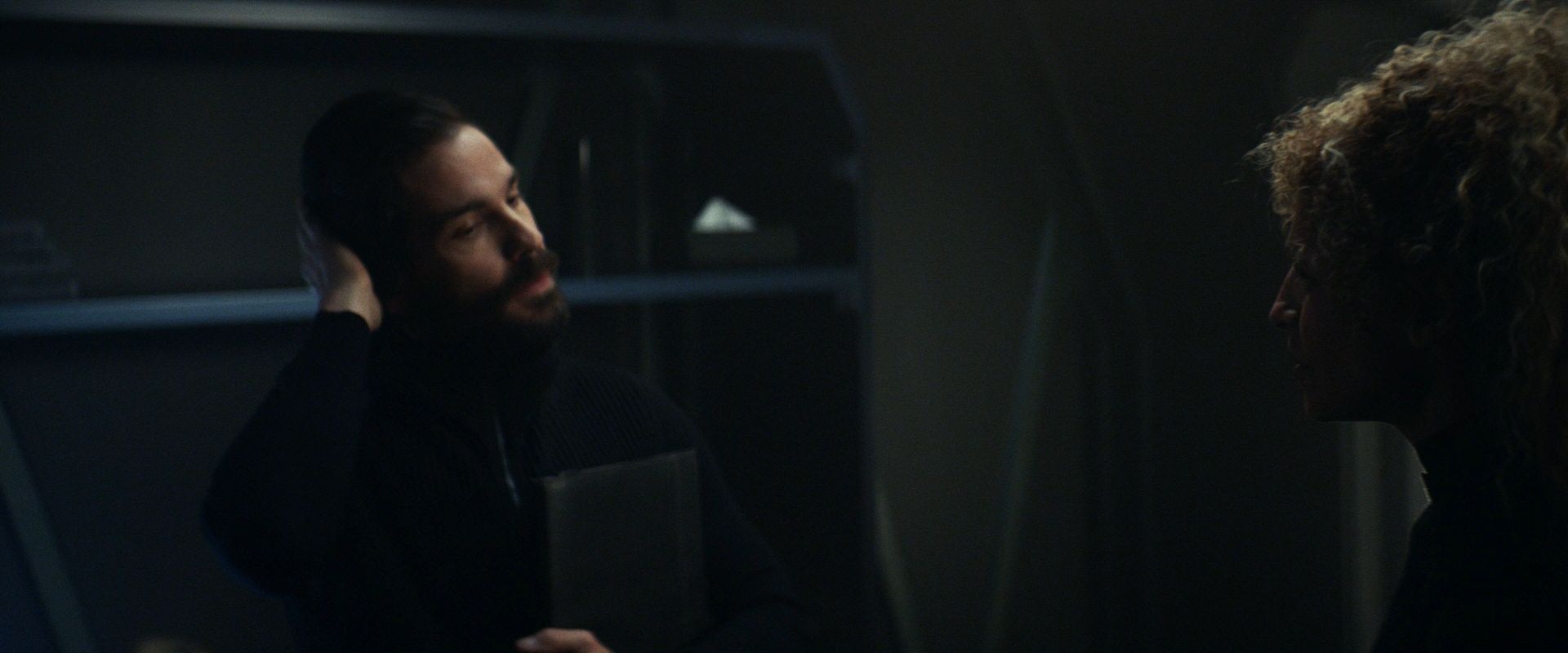 extant_StarTrek_PIC_1x08-BrokenPieces_02736.jpg