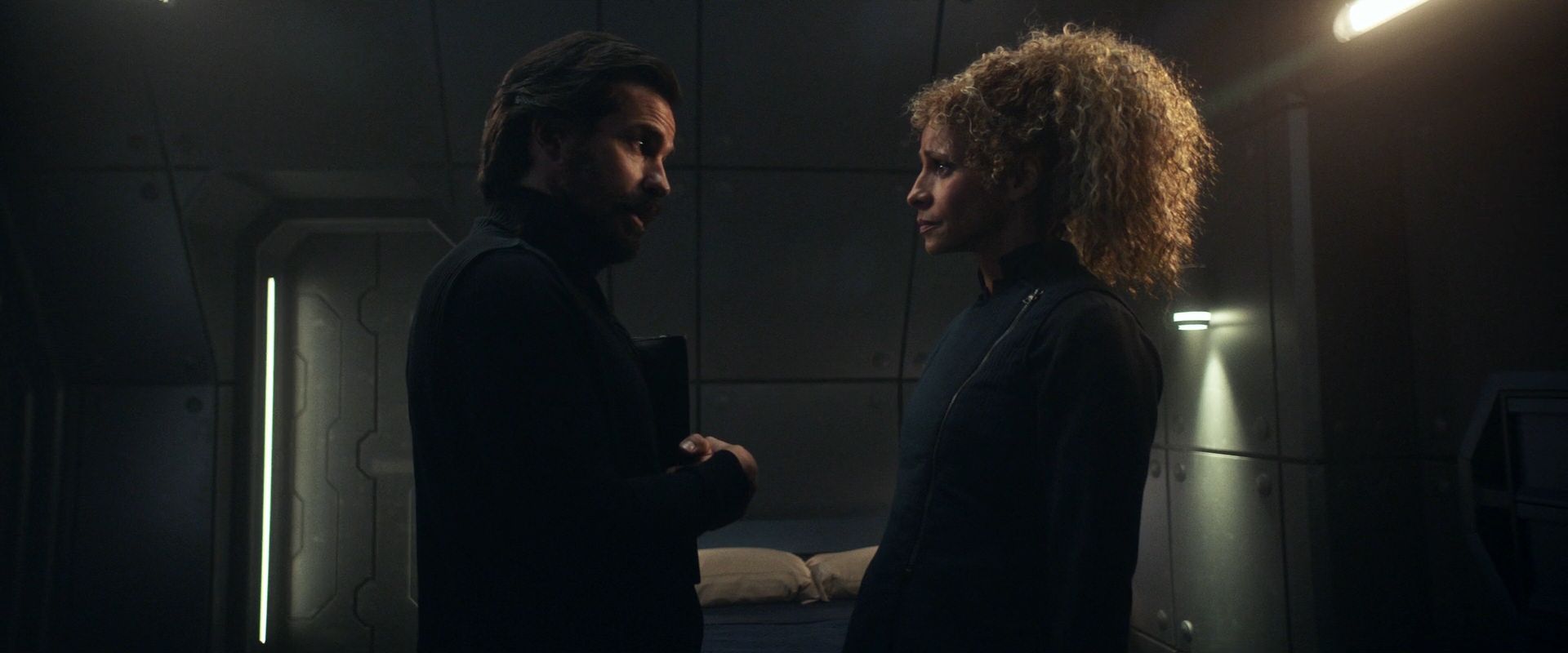 extant_StarTrek_PIC_1x08-BrokenPieces_02800.jpg