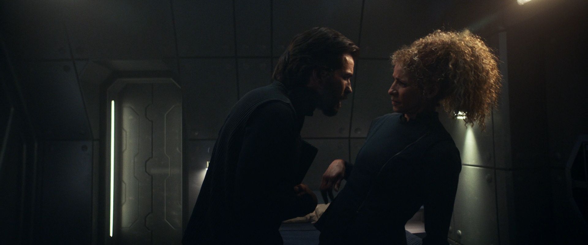 extant_StarTrek_PIC_1x08-BrokenPieces_02807.jpg