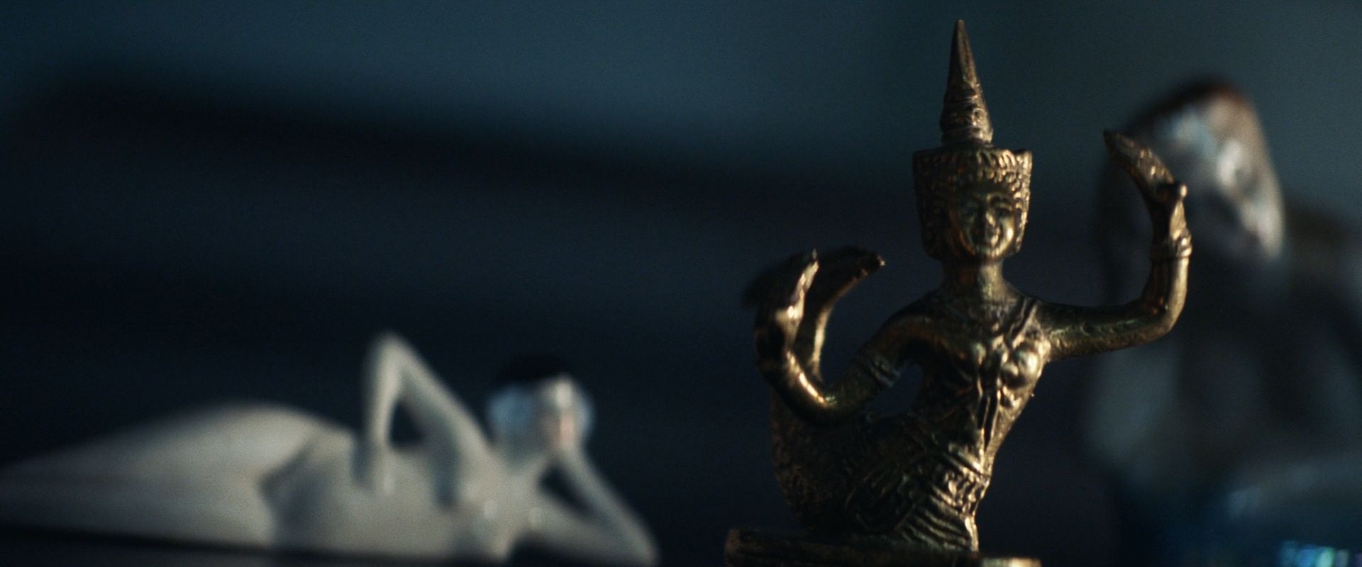 extant_StarTrek_PIC_1x08-BrokenPieces_02841.jpg