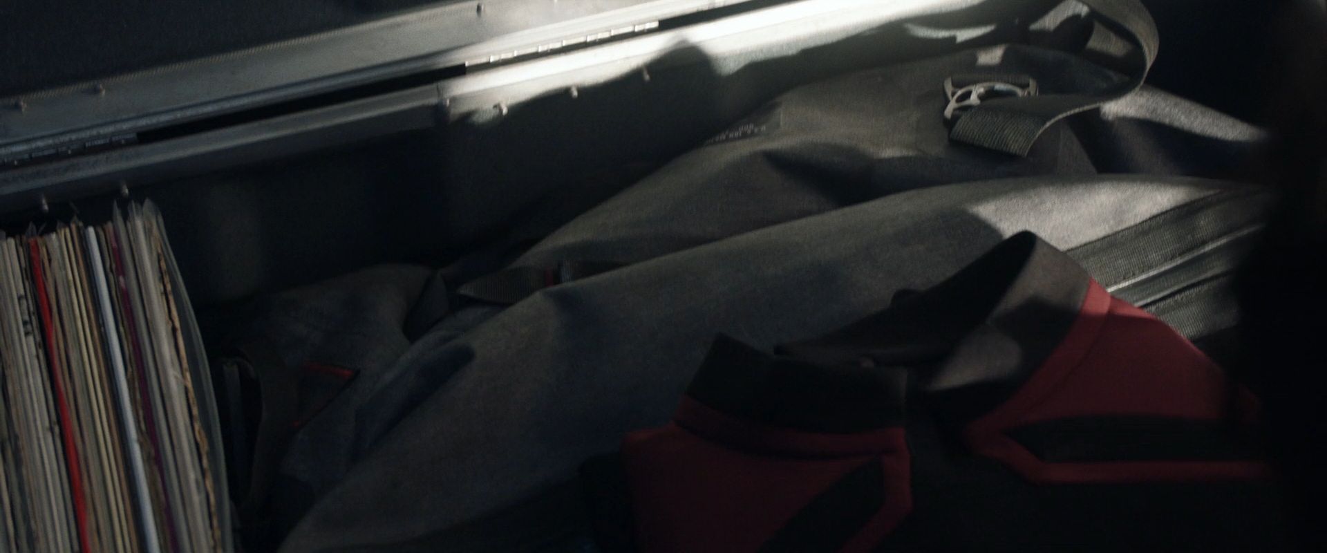 extant_StarTrek_PIC_1x08-BrokenPieces_02866.jpg