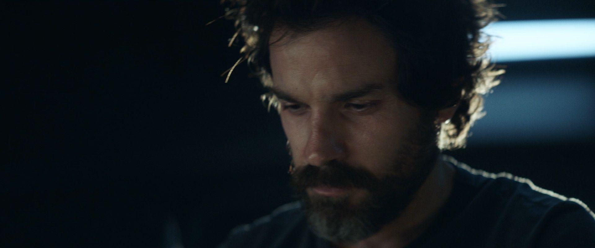 extant_StarTrek_PIC_1x08-BrokenPieces_02873.jpg