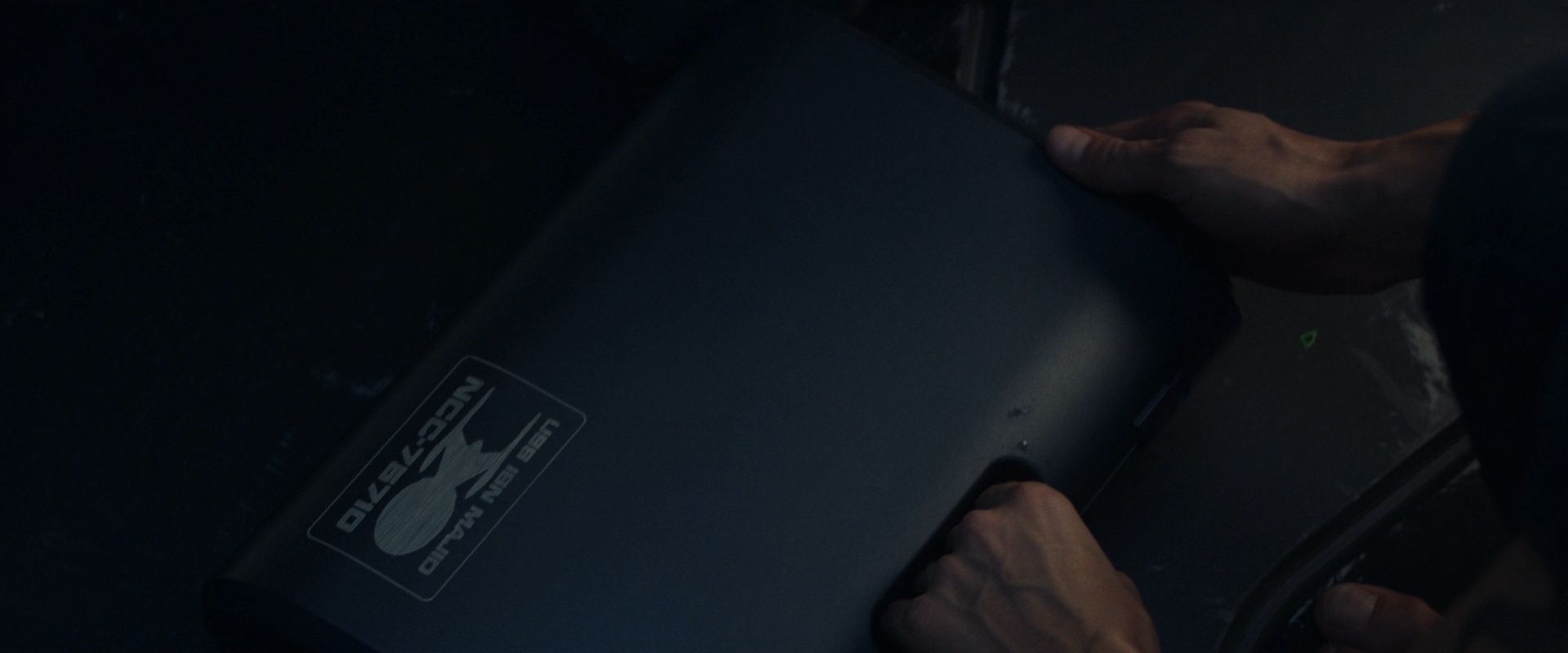extant_StarTrek_PIC_1x08-BrokenPieces_02899.jpg