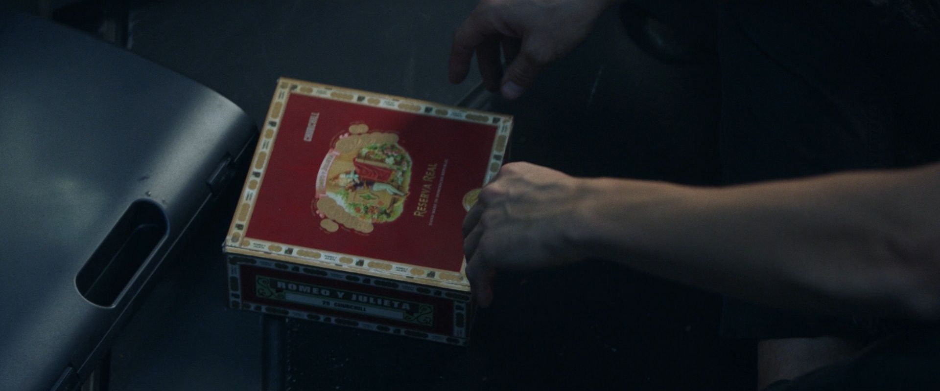 extant_StarTrek_PIC_1x08-BrokenPieces_02927.jpg