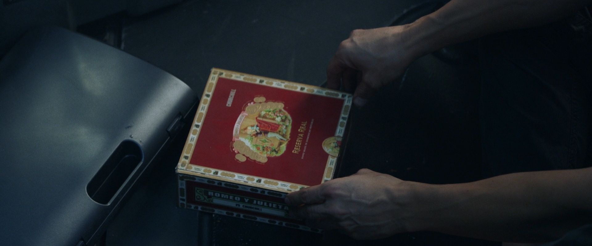 extant_StarTrek_PIC_1x08-BrokenPieces_02929.jpg