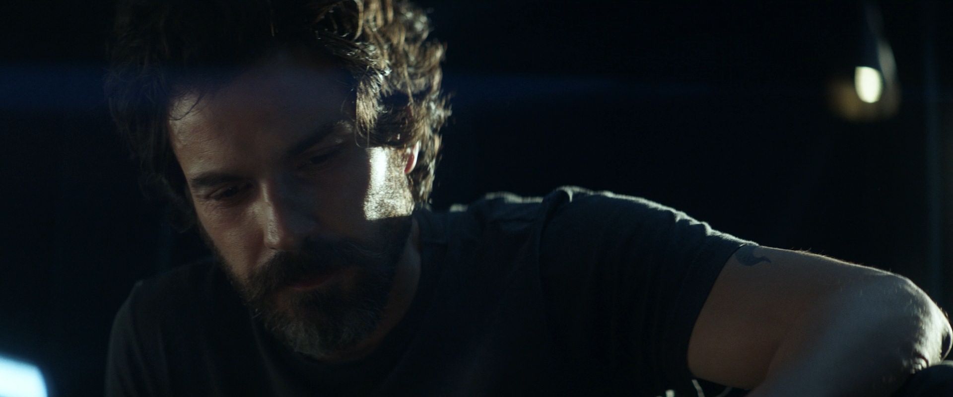 extant_StarTrek_PIC_1x08-BrokenPieces_02942.jpg