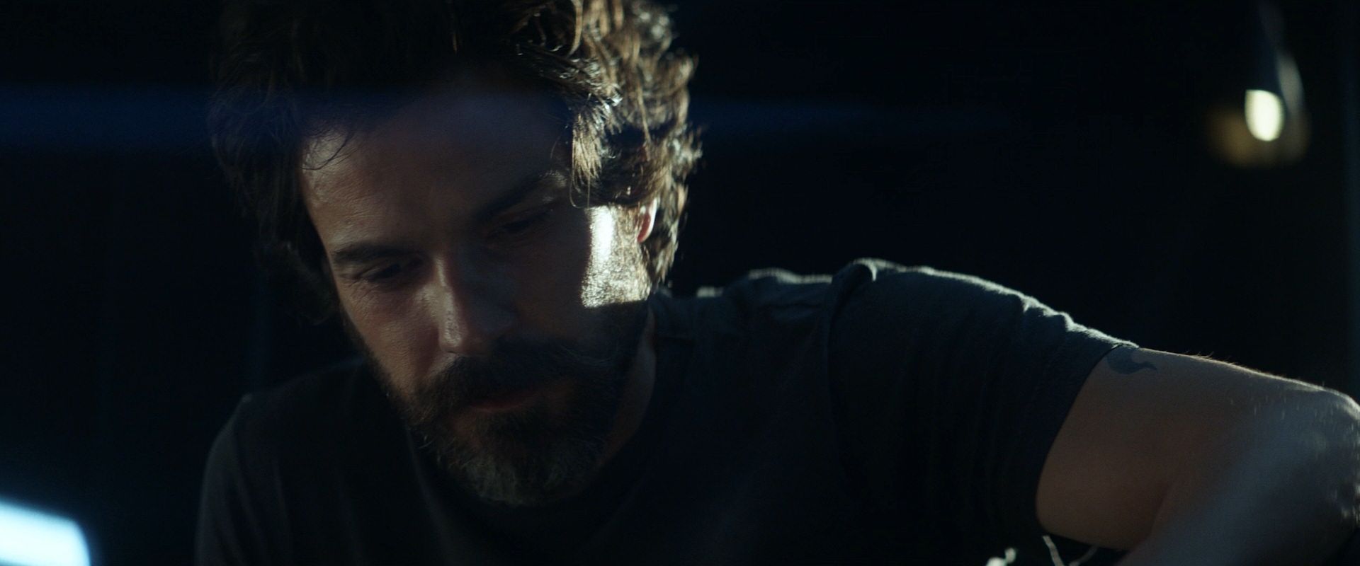 extant_StarTrek_PIC_1x08-BrokenPieces_02943.jpg