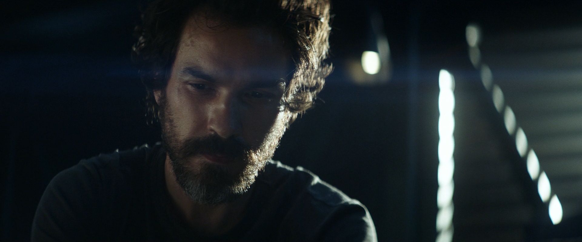 extant_StarTrek_PIC_1x08-BrokenPieces_03008.jpg