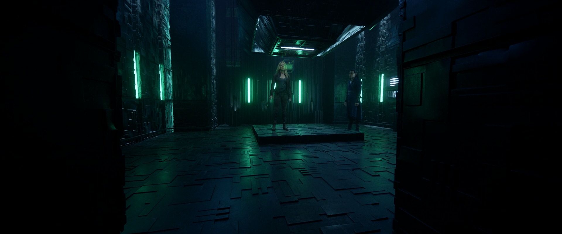 extant_StarTrek_PIC_1x08-BrokenPieces_03030.jpg
