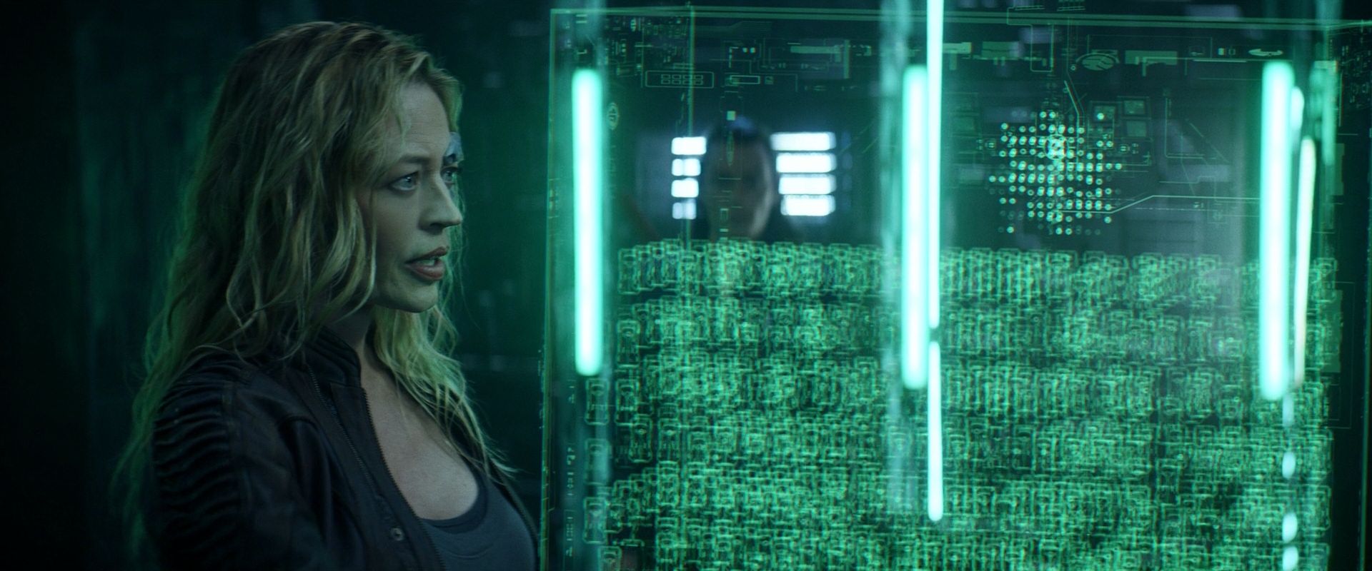 extant_StarTrek_PIC_1x08-BrokenPieces_03036.jpg