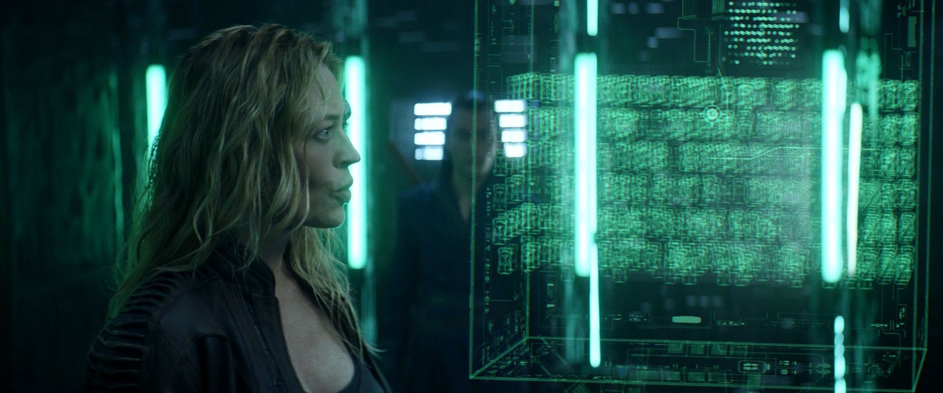extant_StarTrek_PIC_1x08-BrokenPieces_03040.jpg
