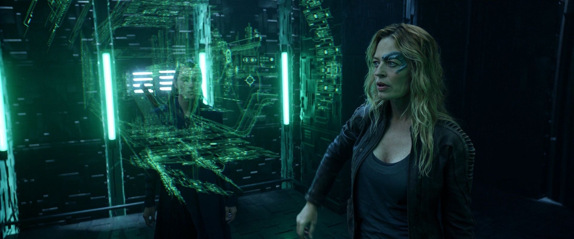 extant_StarTrek_PIC_1x08-BrokenPieces_03074.jpg