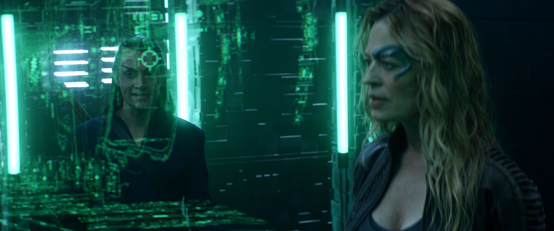 extant_StarTrek_PIC_1x08-BrokenPieces_03086.jpg