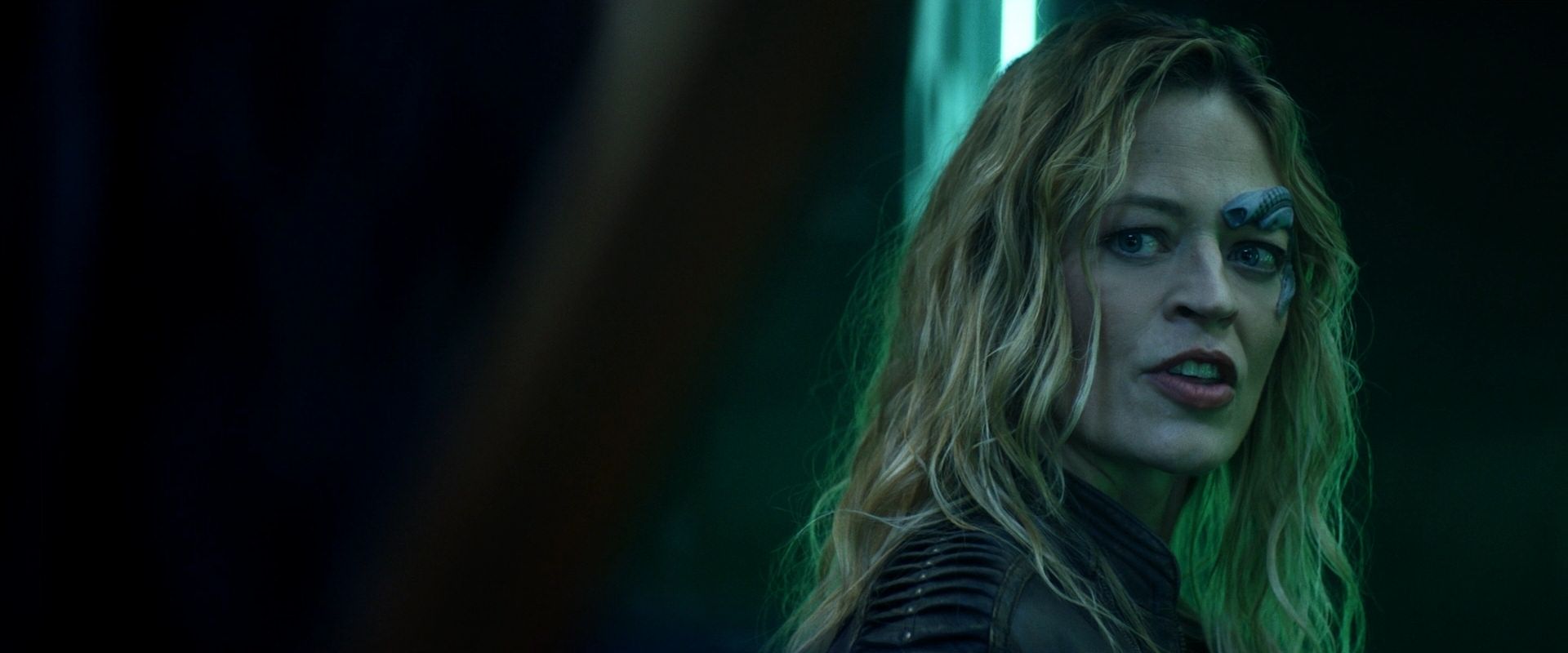 extant_StarTrek_PIC_1x08-BrokenPieces_03094.jpg