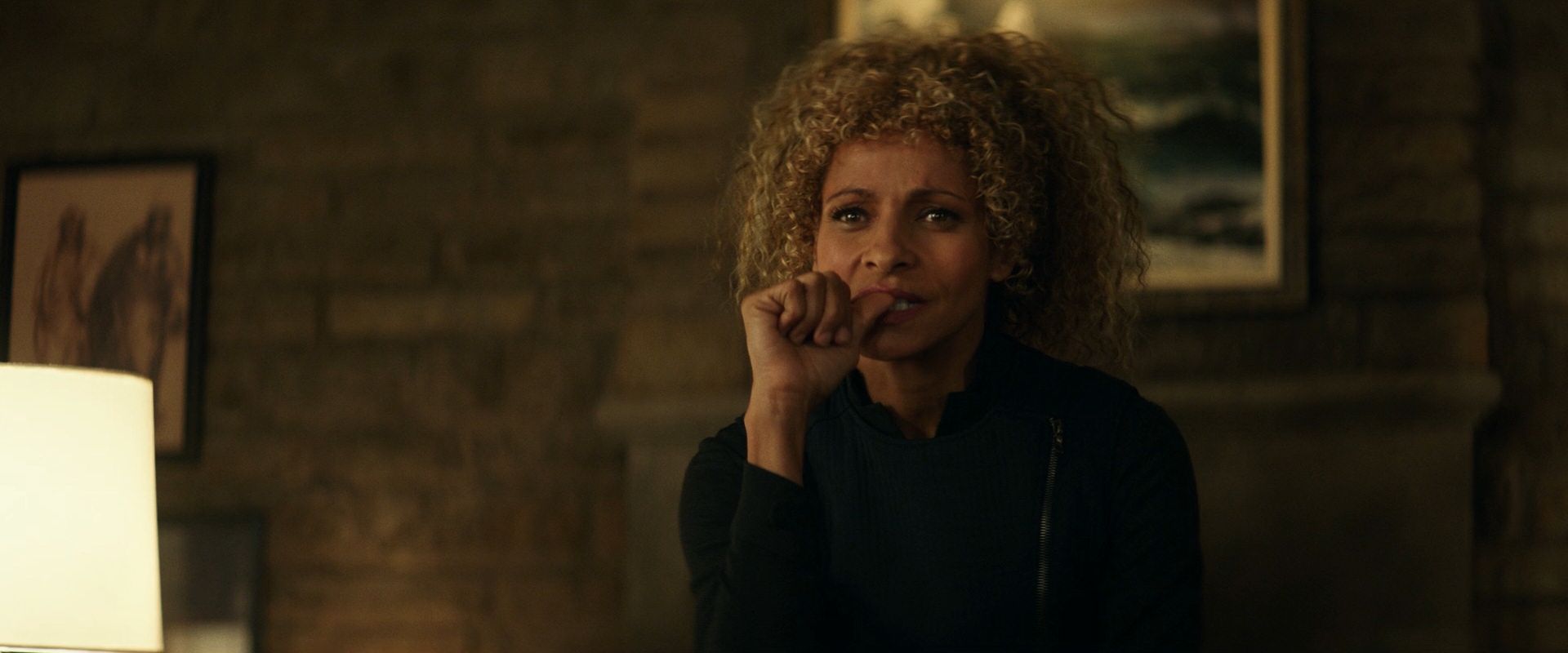extant_StarTrek_PIC_1x08-BrokenPieces_03132.jpg