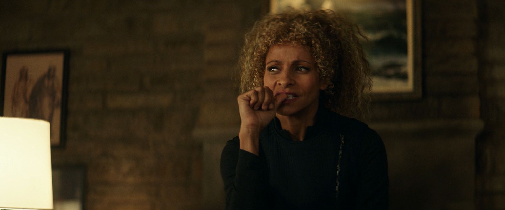 extant_StarTrek_PIC_1x08-BrokenPieces_03133.jpg
