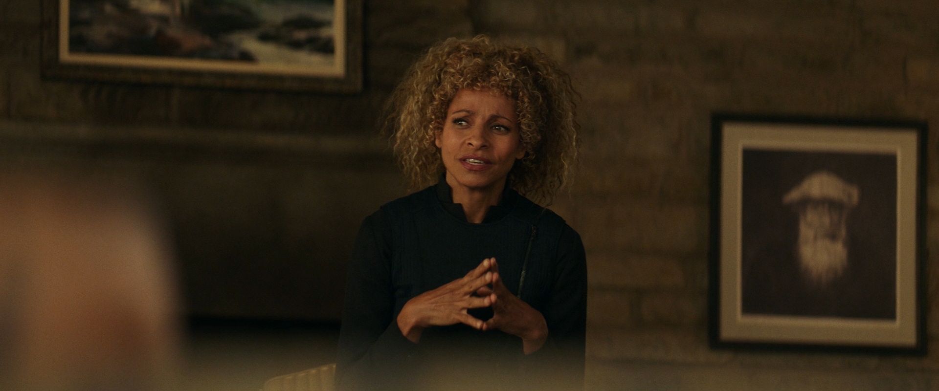 extant_StarTrek_PIC_1x08-BrokenPieces_03157.jpg