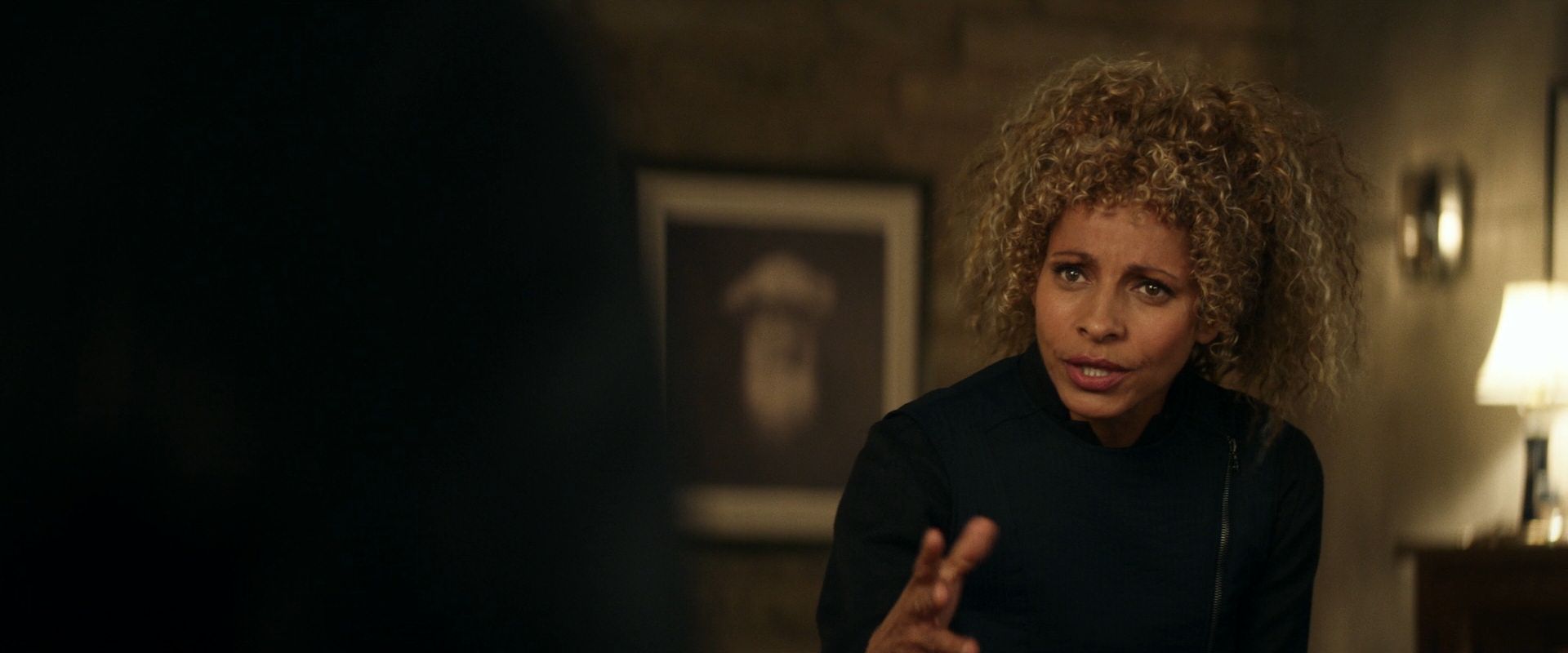 extant_StarTrek_PIC_1x08-BrokenPieces_03358.jpg