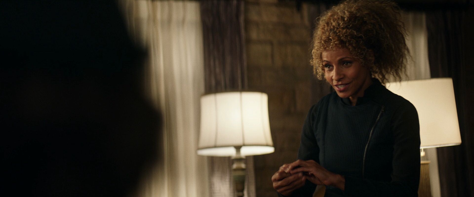 extant_StarTrek_PIC_1x08-BrokenPieces_03375.jpg