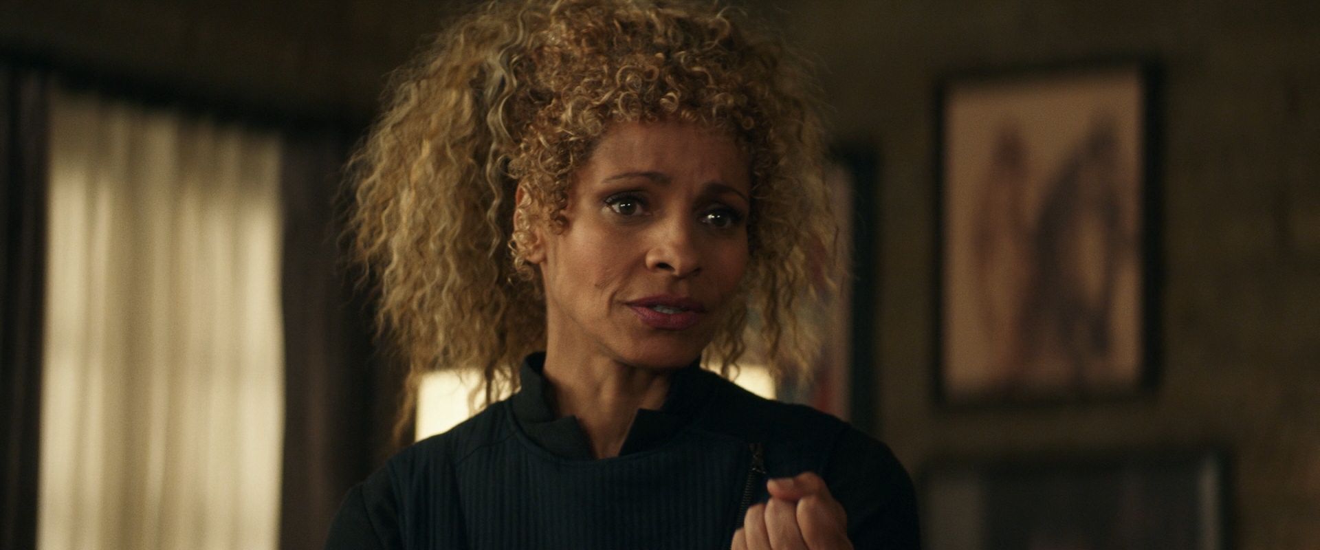extant_StarTrek_PIC_1x08-BrokenPieces_03427.jpg