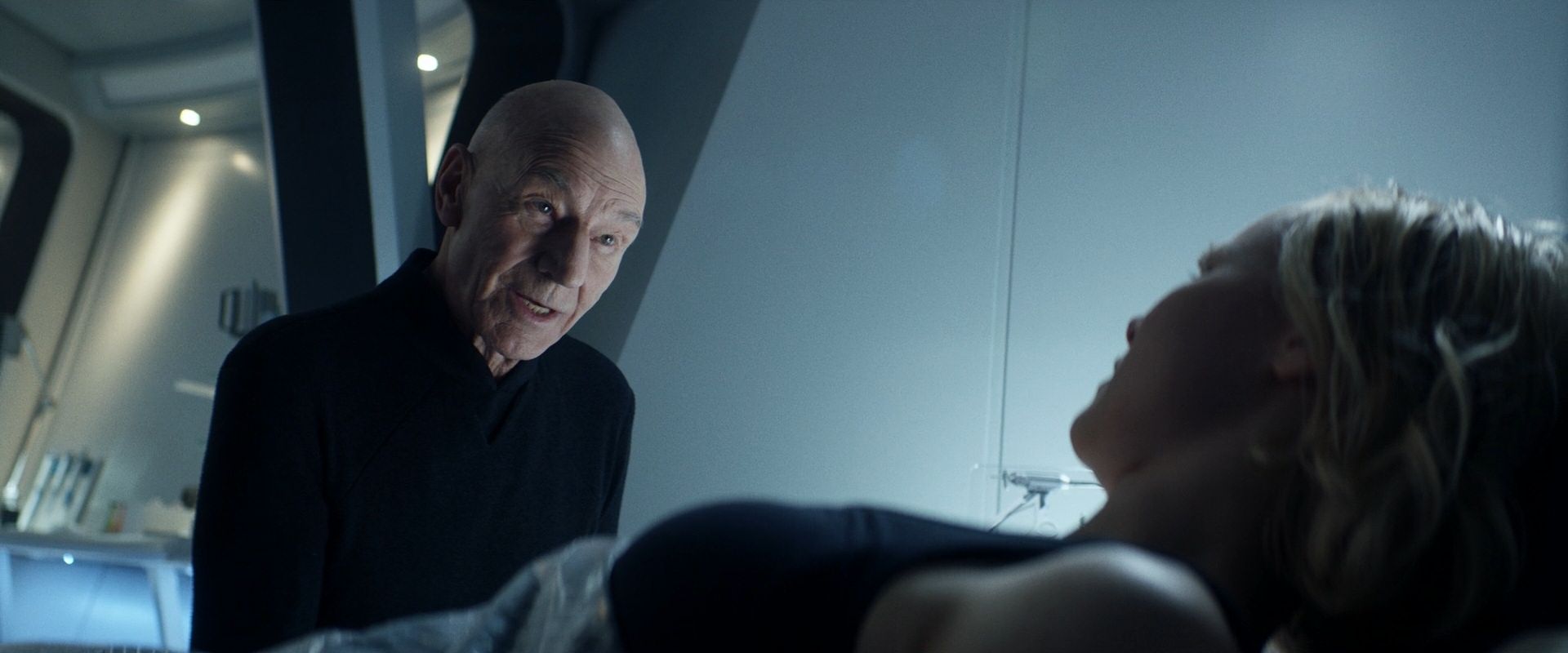 extant_StarTrek_PIC_1x08-BrokenPieces_03576.jpg