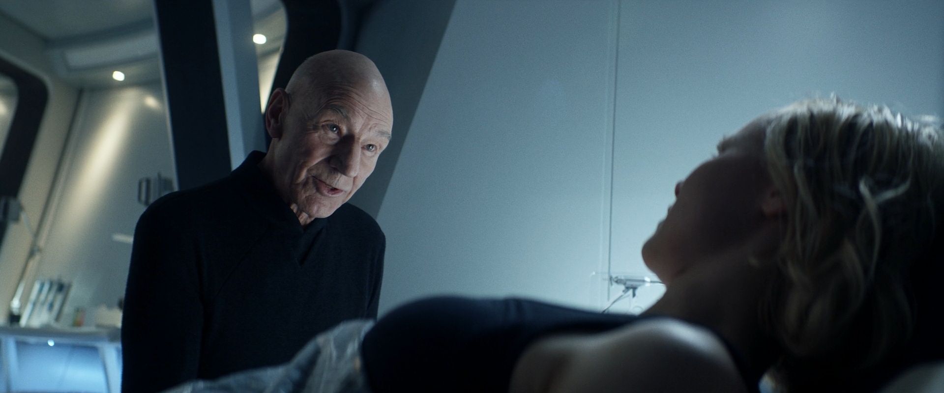 extant_StarTrek_PIC_1x08-BrokenPieces_03577.jpg