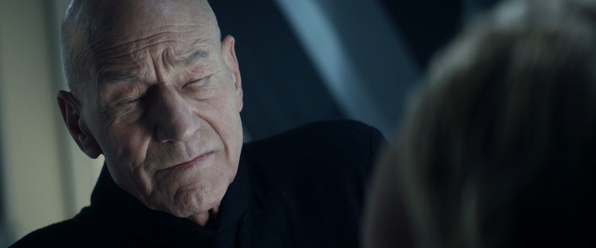 extant_StarTrek_PIC_1x08-BrokenPieces_03600.jpg