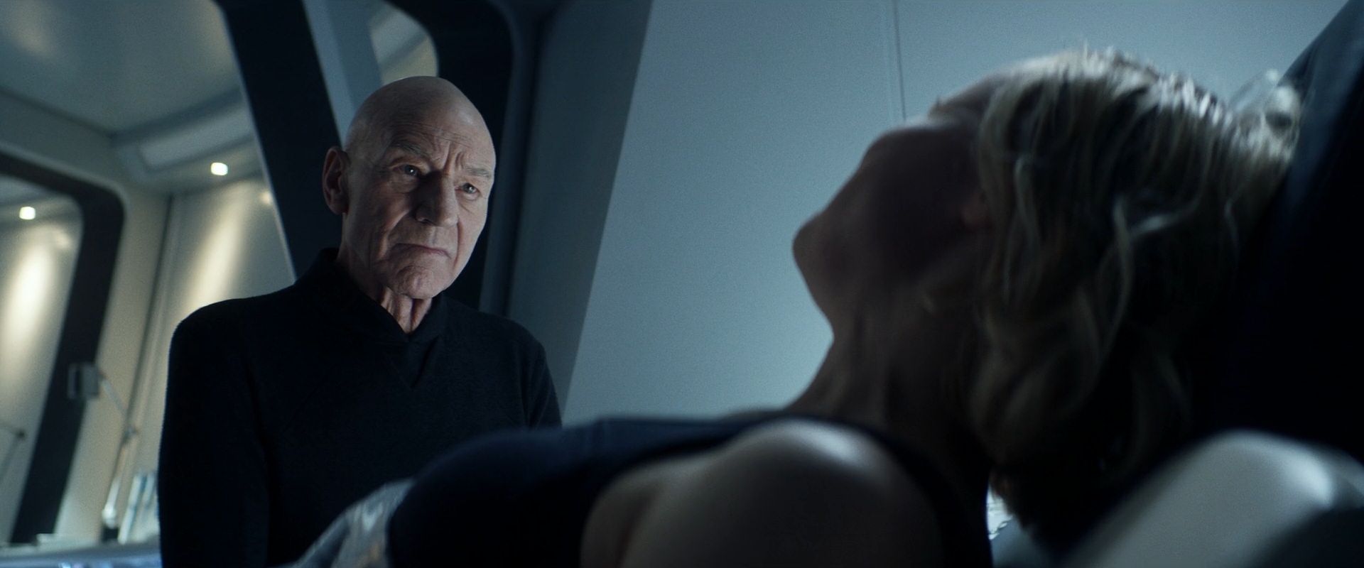 extant_StarTrek_PIC_1x08-BrokenPieces_03617.jpg