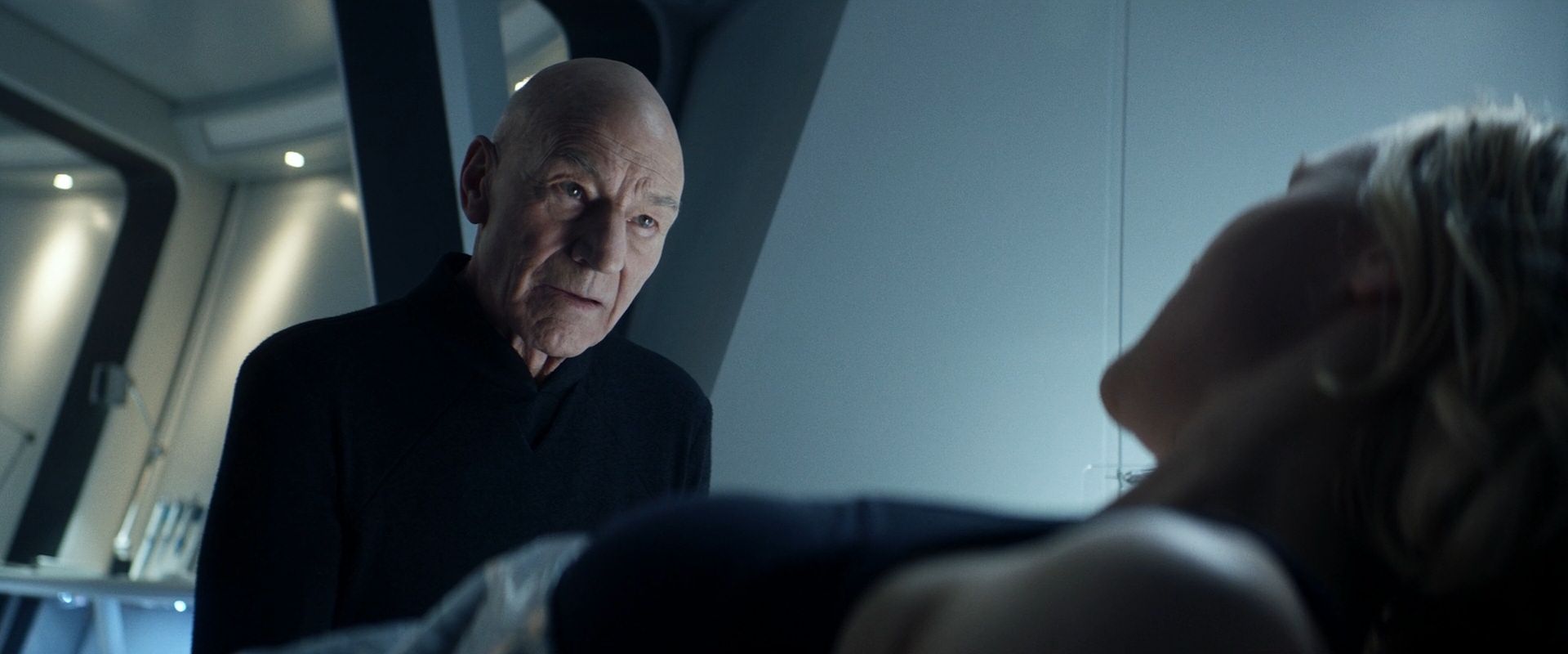 extant_StarTrek_PIC_1x08-BrokenPieces_03746.jpg