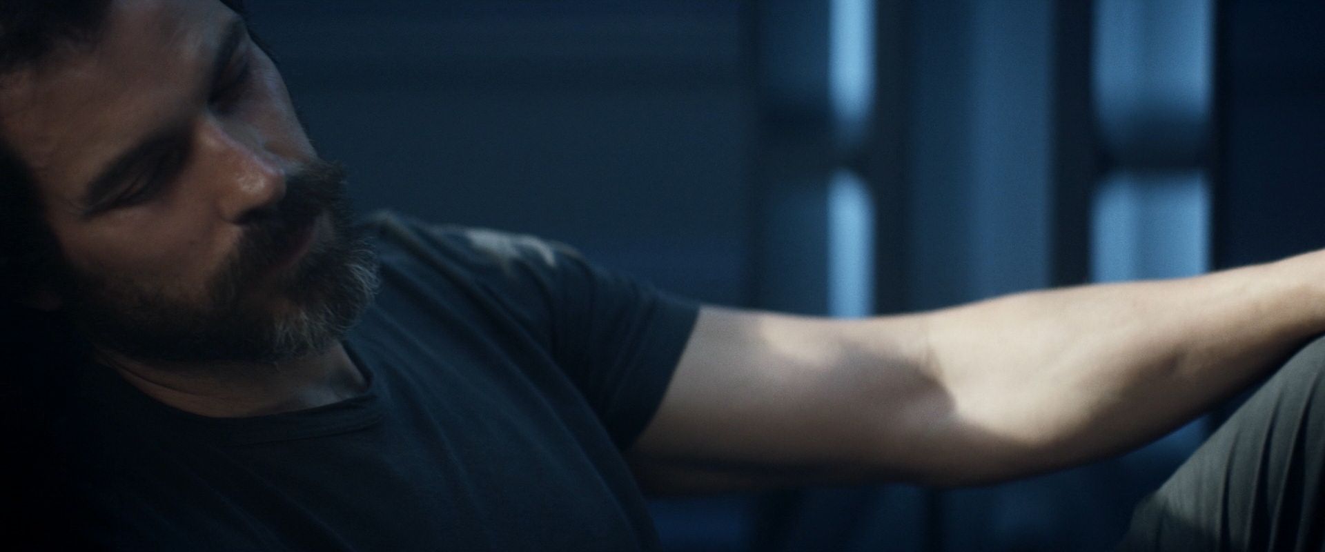 extant_StarTrek_PIC_1x08-BrokenPieces_03793.jpg