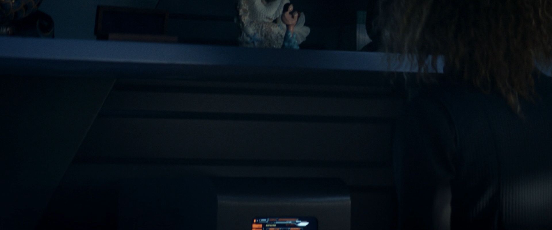 extant_StarTrek_PIC_1x08-BrokenPieces_03833.jpg