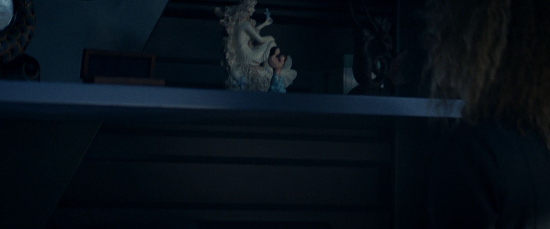 extant_StarTrek_PIC_1x08-BrokenPieces_03834.jpg