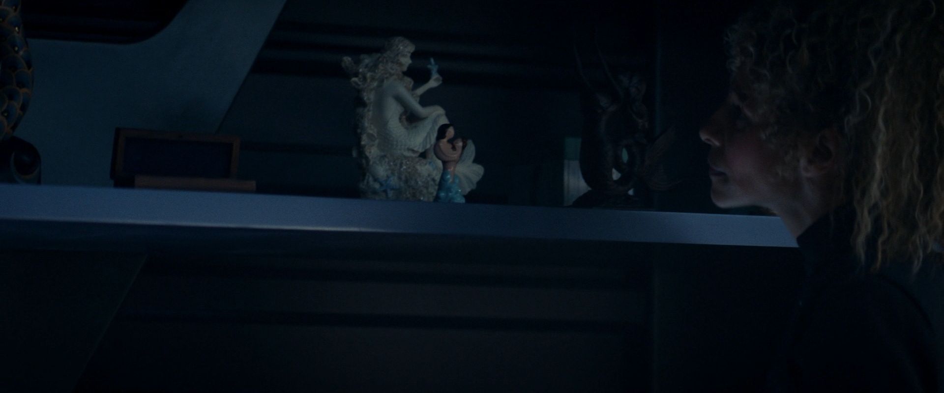 extant_StarTrek_PIC_1x08-BrokenPieces_03835.jpg