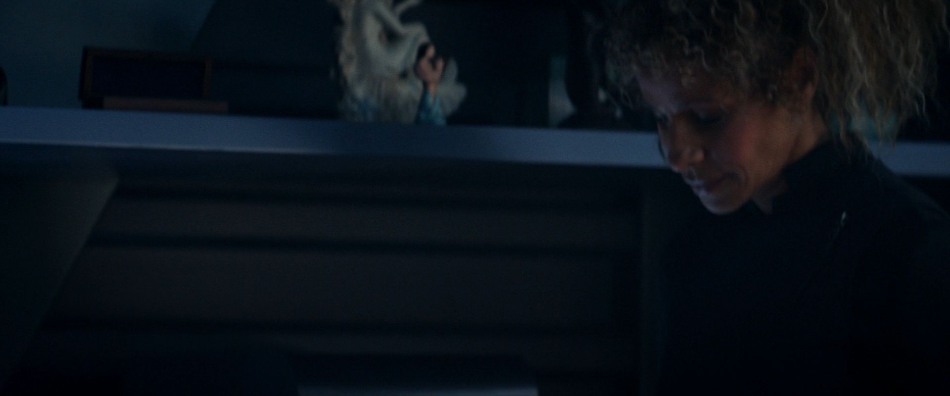 extant_StarTrek_PIC_1x08-BrokenPieces_03839.jpg
