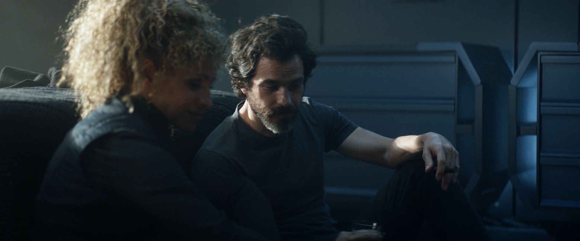 extant_StarTrek_PIC_1x08-BrokenPieces_03901.jpg