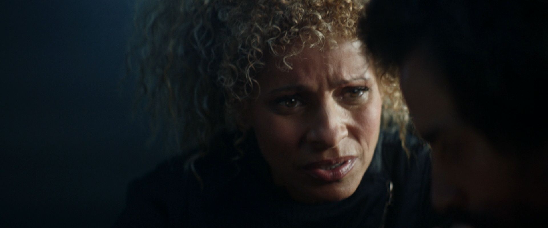 extant_StarTrek_PIC_1x08-BrokenPieces_03927.jpg