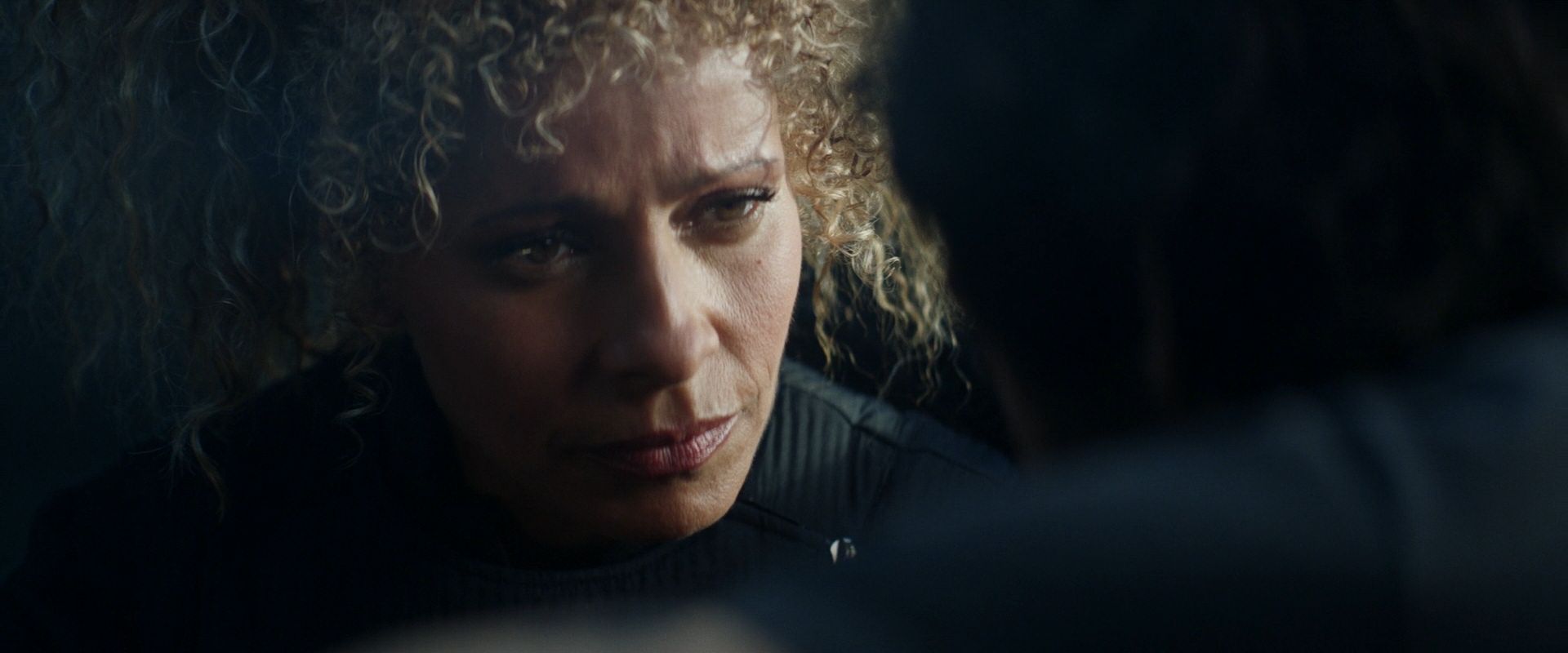 extant_StarTrek_PIC_1x08-BrokenPieces_04016.jpg