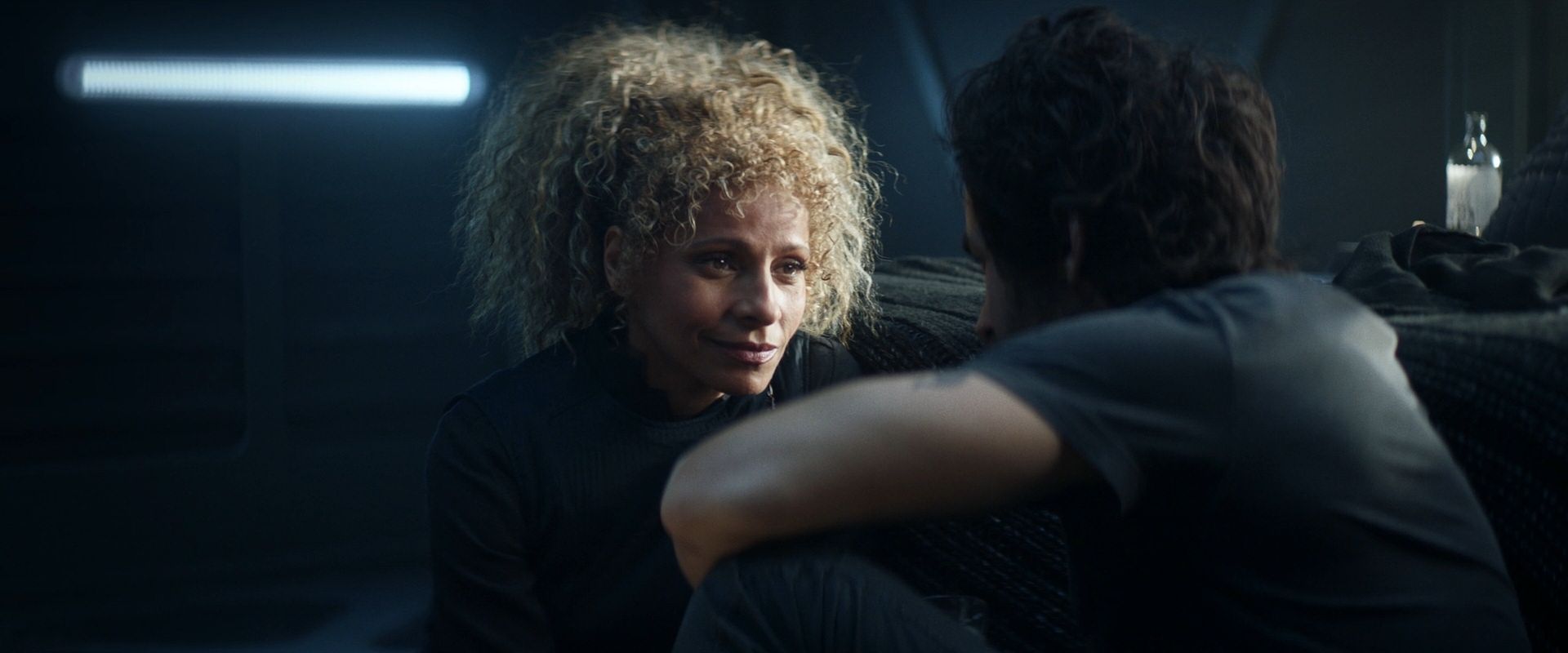 extant_StarTrek_PIC_1x08-BrokenPieces_04039.jpg