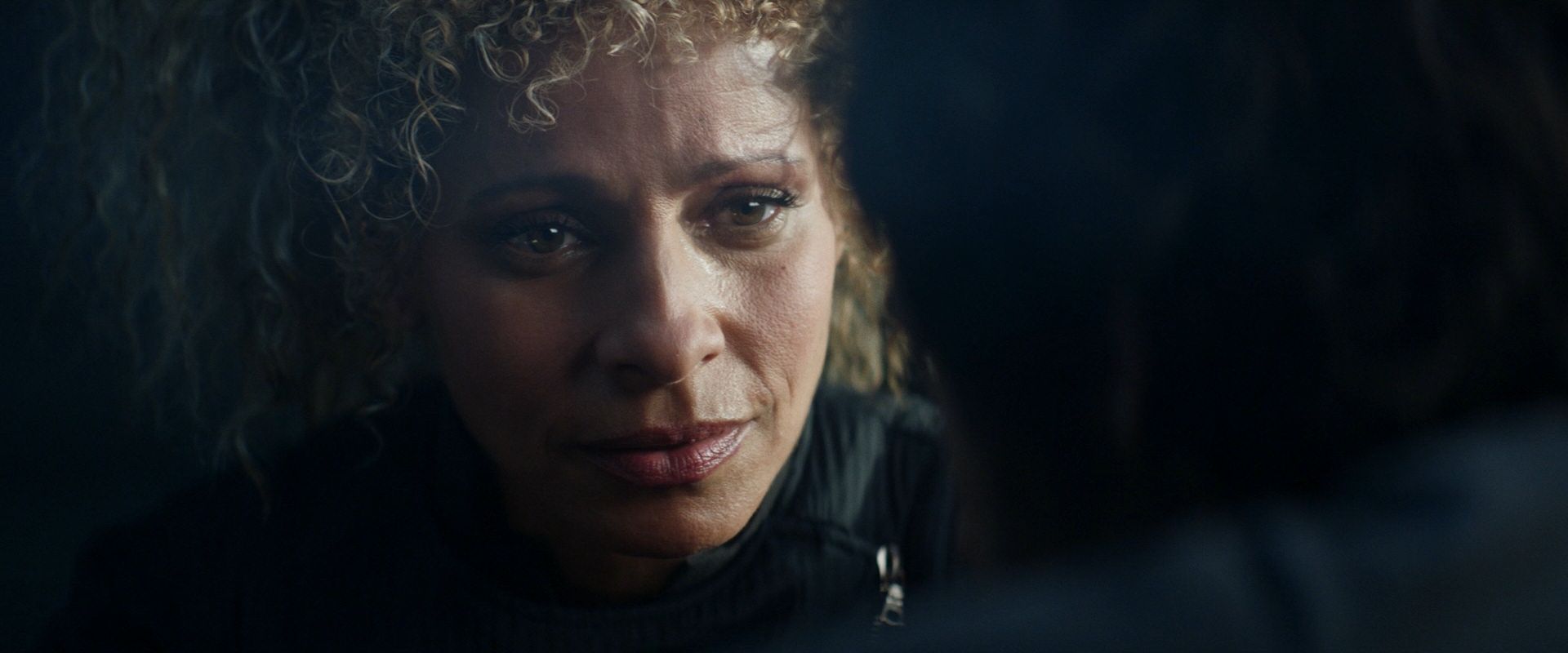 extant_StarTrek_PIC_1x08-BrokenPieces_04047.jpg