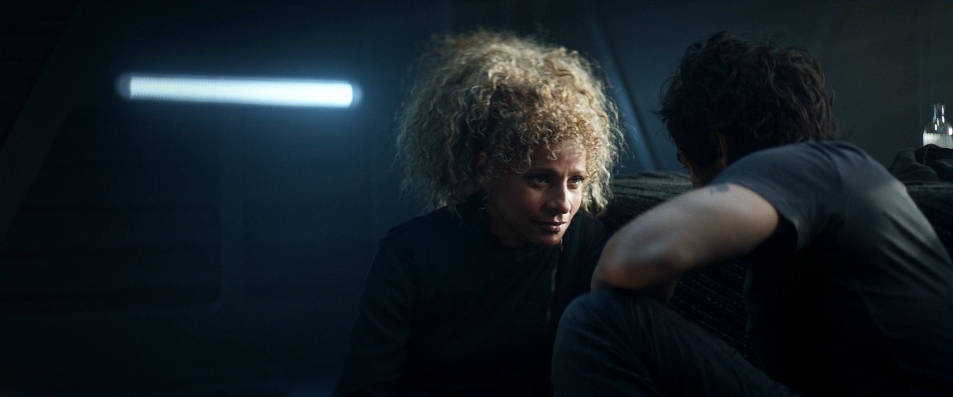 extant_StarTrek_PIC_1x08-BrokenPieces_04115.jpg