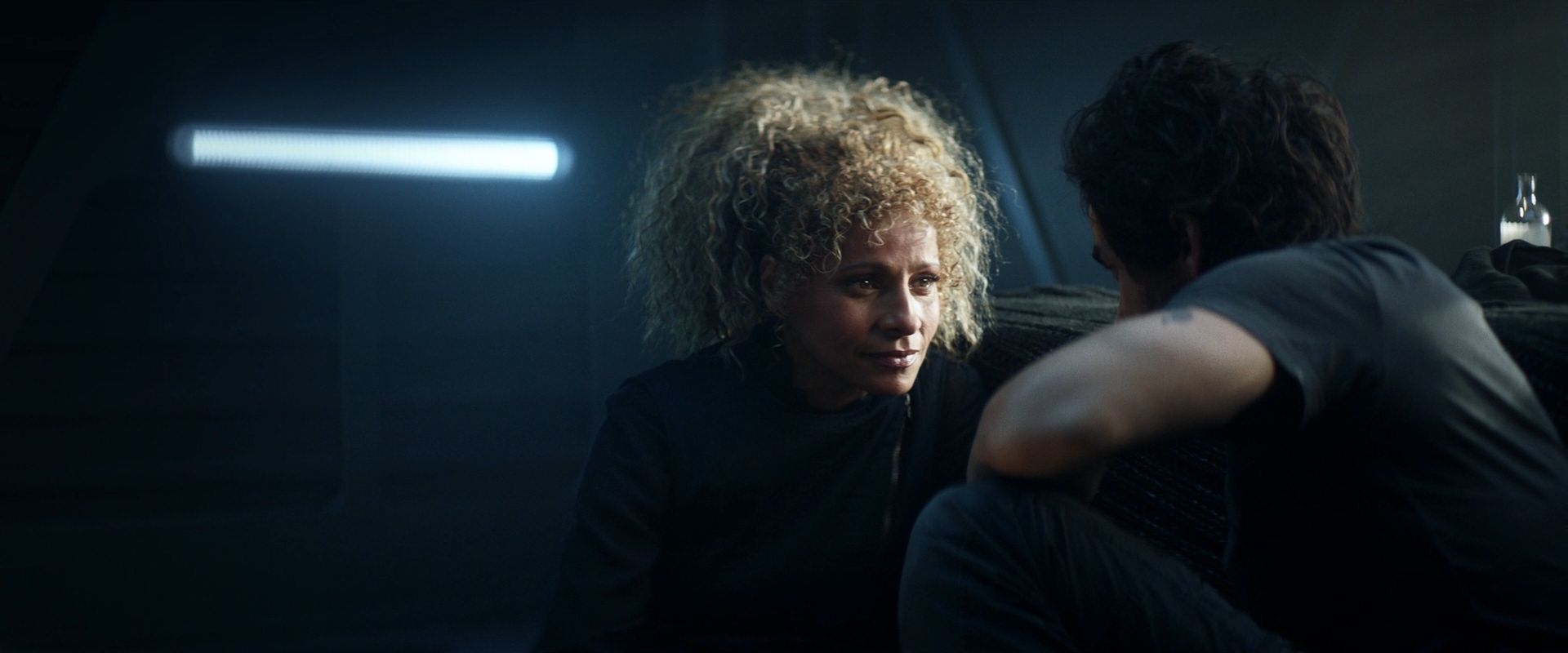 extant_StarTrek_PIC_1x08-BrokenPieces_04119.jpg