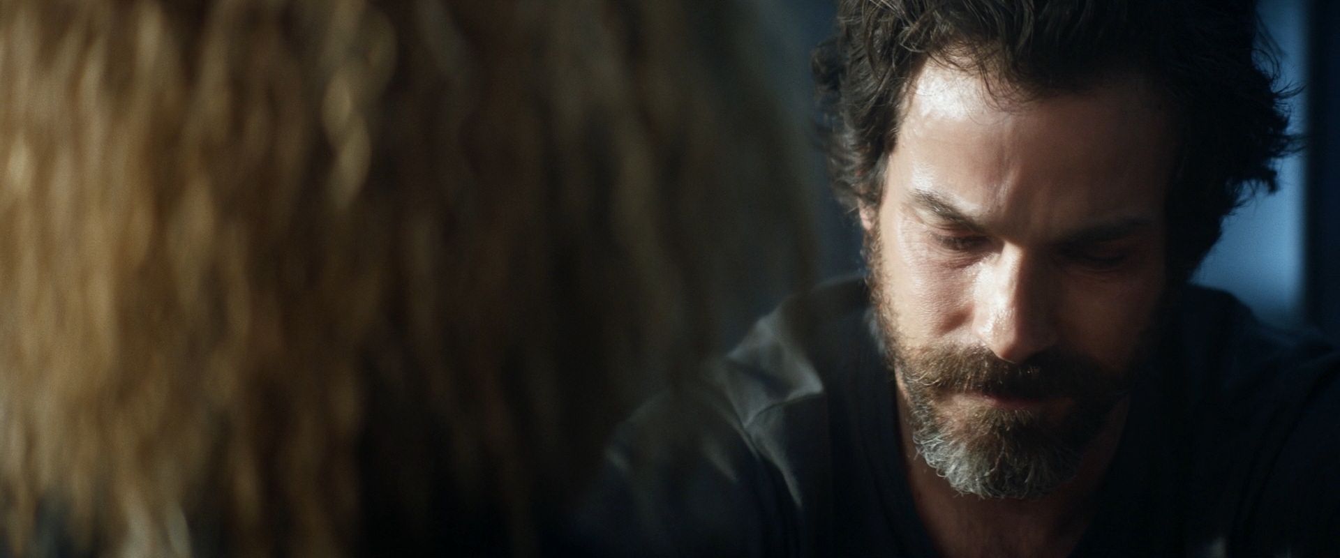 extant_StarTrek_PIC_1x08-BrokenPieces_04206.jpg